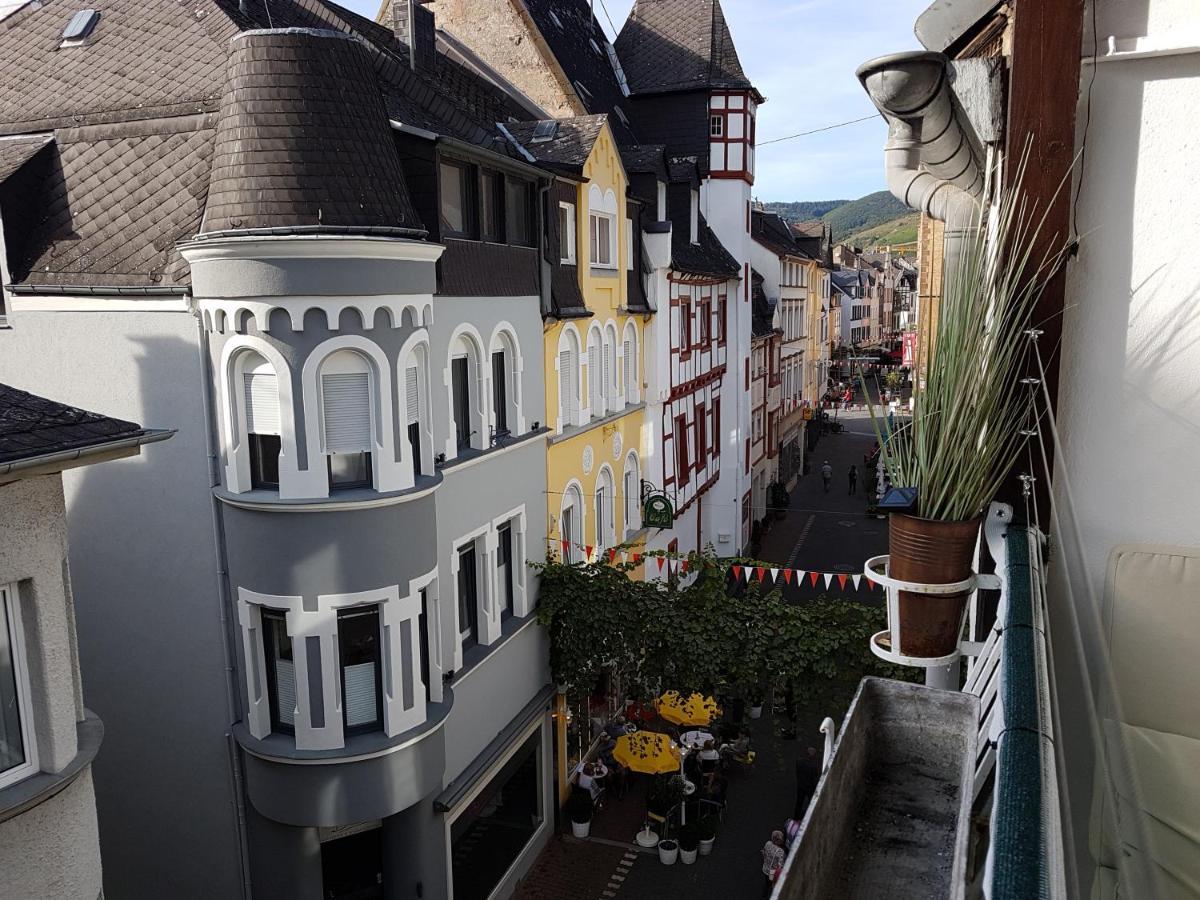 Haus Alte Metzgerei - Im Herzen Der Altstadt Zell Buitenkant foto